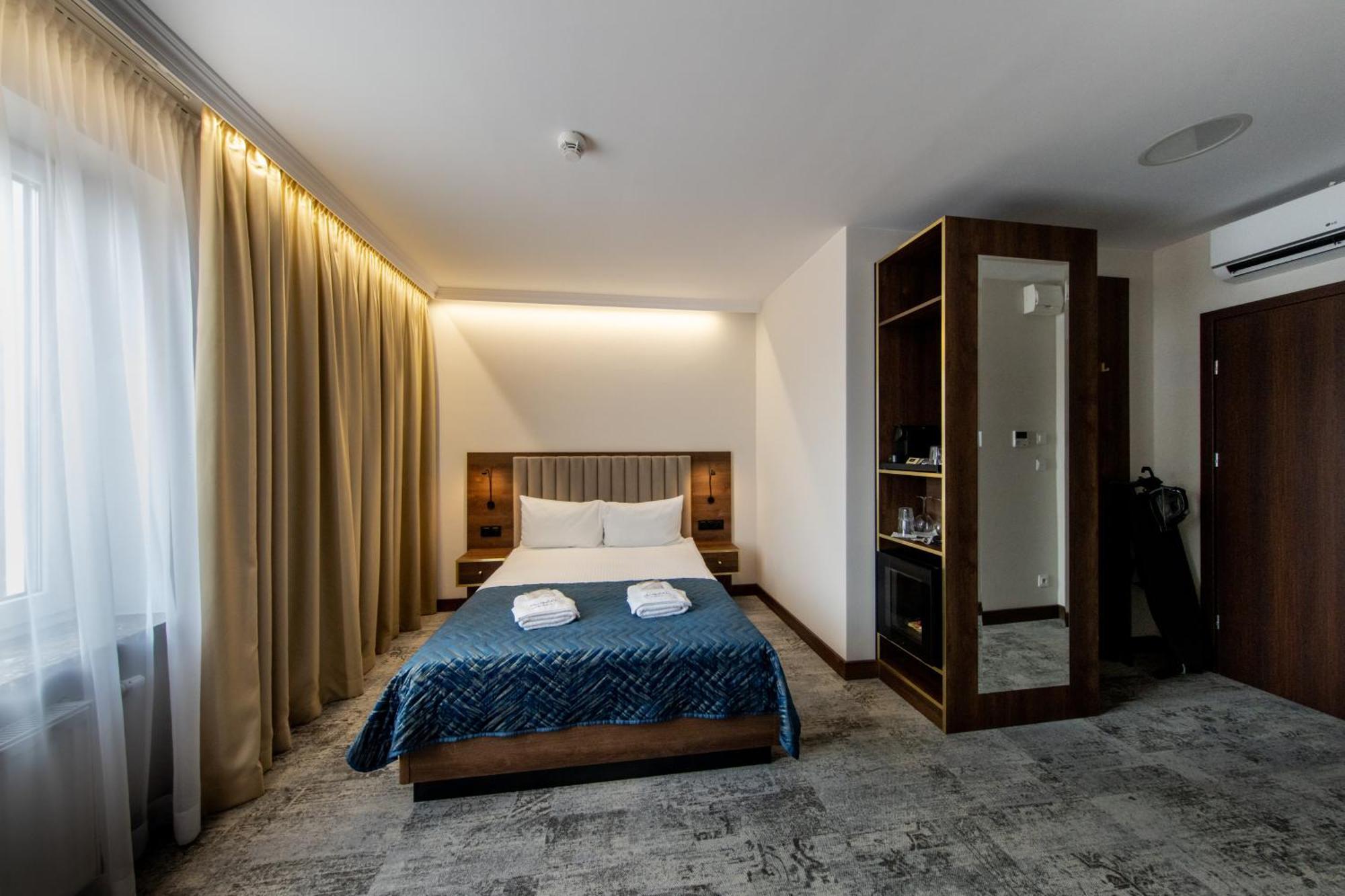 Bed and Breakfast Sleep&Fly Okecie Warsaw Airport Zewnętrze zdjęcie